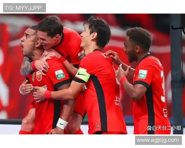 意甲精彩对决里昂与利物浦战平争议判罚引发全场热议